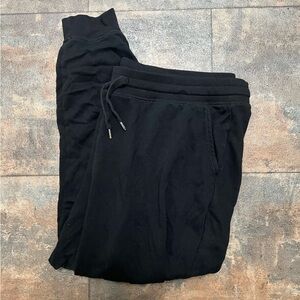 Black Joggers 🐈‍⬛